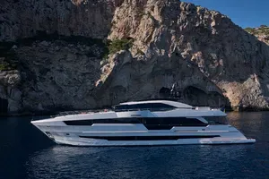 110' Astondoa 2022