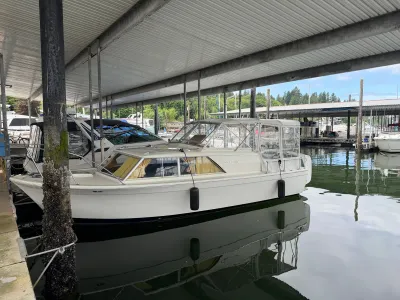 1966 Chris-Craft Commander Express
