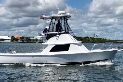 1976 Bertram 31 Flybridge Cruiser