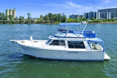 1979 Uniflite 37 Coastal Cruiser