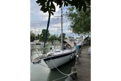 1983 Hallberg-Rassy 42E