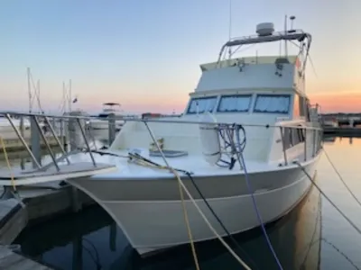 1984 Marinette 39 Double Cabin
