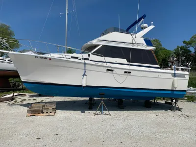 1986 Bayliner 3270 Motoryacht
