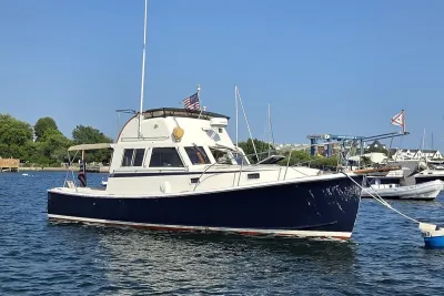 1986 Wilbur Flybridge Cruiser