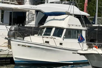 1987 Cape Dory 28 Flybridge