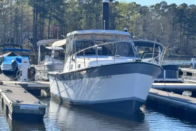 1987 Luhrs Alura 30