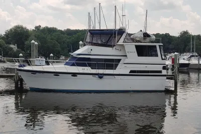 1989 Hyatt Double Cabin Motoryacht