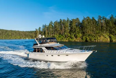 1990 Ocean Alexander 48 Sedan
