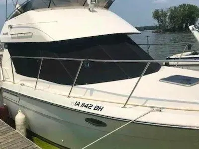 1991 Carver 28 Aft Cabin