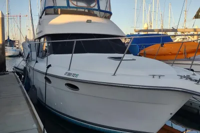 1992 Carver 33 Aft Cabin Motor Yacht