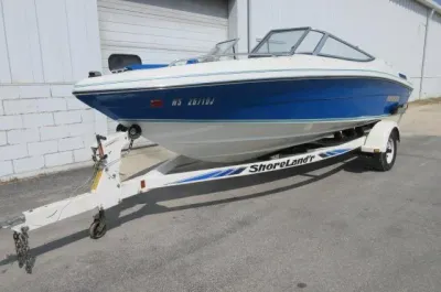 1993 Rinker 186 Captiva Bowrider