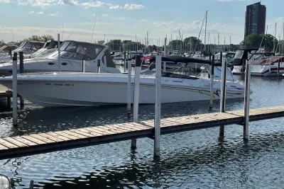 1994 Fountain 42 Lightning