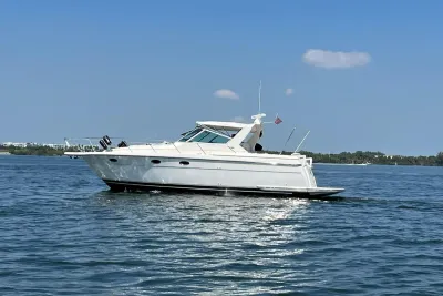 1995 Tiara Yachts 3500 Express