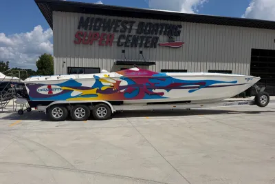 1996 Cigarette 38' Top Gun