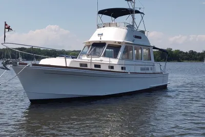1996 Grand Banks 40 Eastbay Flybridge