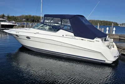 1997 Cruisers Yachts 3120 Aria