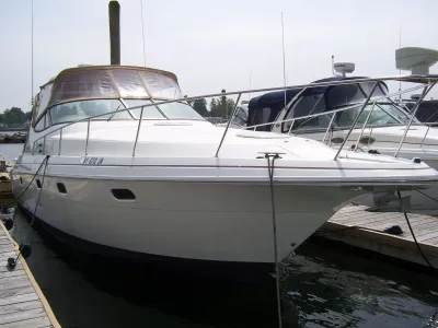 1997 Cruisers Yachts 3375 Esprit