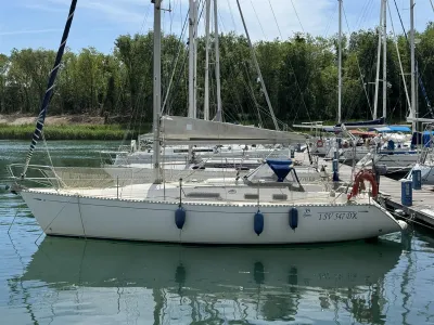 1998 Dufour 35 Classic