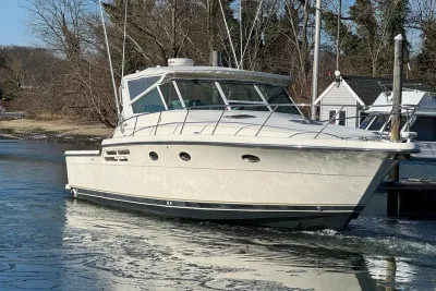 1998 Tiara Yachts 4100 Open