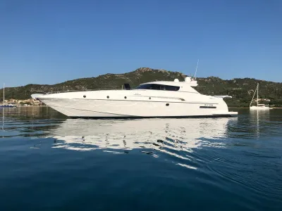 1999 AB Yachts Follia 75