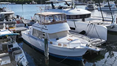 1999 Mainship 430 Trawler