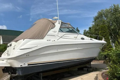 1999 Sea Ray Sundancer 330