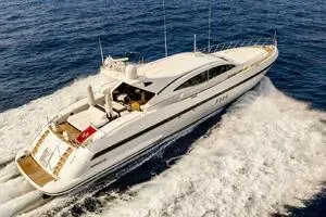 1K 109' Overmarine 2013