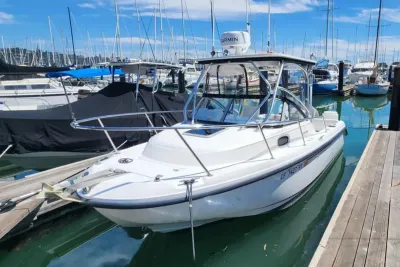 2000 Boston Whaler 21 Conquest