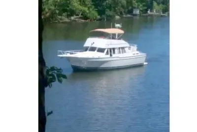 2000 Mainship 430 Trawler