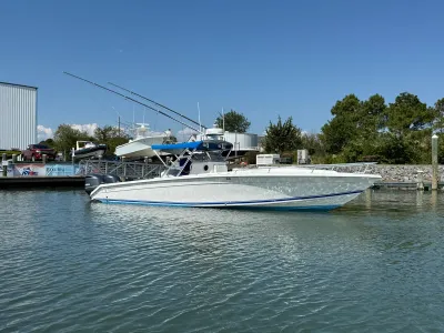 2001 Marlago Fs 35 Center Console Cuddy