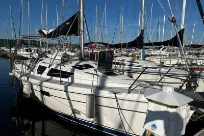 2001 Marlow-Hunter 320