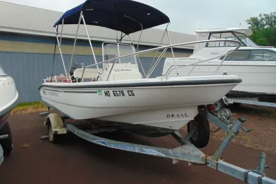 2002 Boston Whaler 160 Dauntless