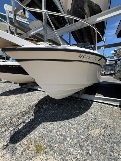2002 Grady-White Seafarer