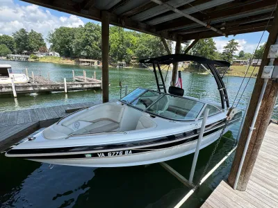 2002 MasterCraft MariStar 210 VRS