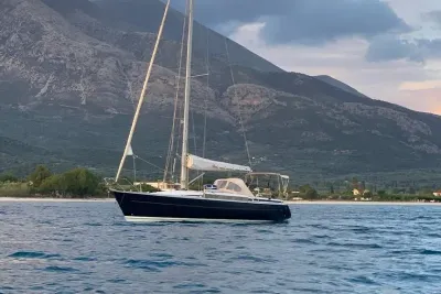 2003 Grand Soleil 37