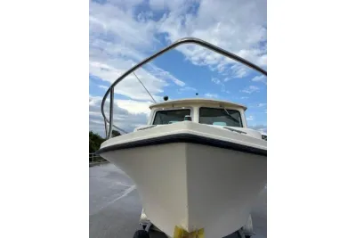 2003 Parker 2120 Sport Cabin