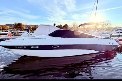 2003 Rinker 282 Captiva Cuddy