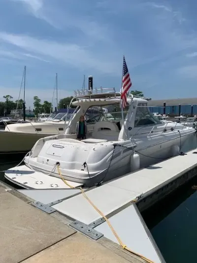 2003 Sea Ray 410 Express Cruiser