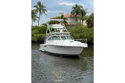 2003 Tiara Yachts 3800 Open