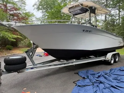 2004 Cape Horn 24OS