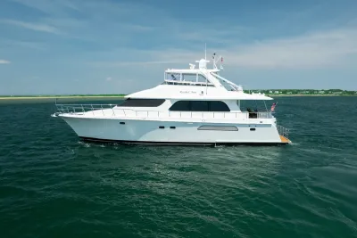 2004 Cheoy Lee Flybridge