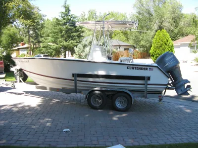 2004 Contender Open 21 Center Console