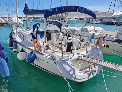 2004 Dufour Dufour 40