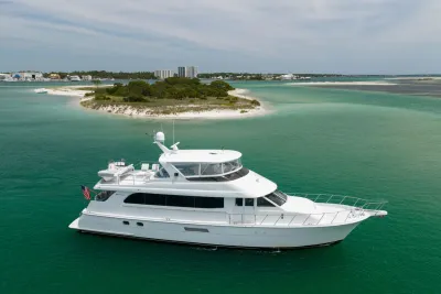 2004 Hatteras 75 Sport Deck Motor Yacht