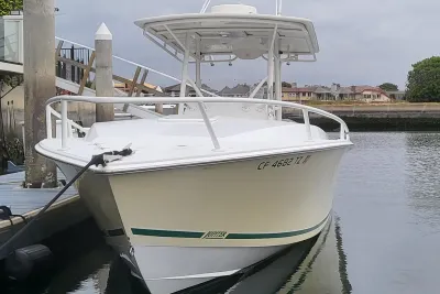 2004 Jupiter 31 Center Console