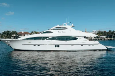 2004 Lazzara 106