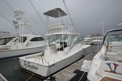 2004 Luhrs 320 Open