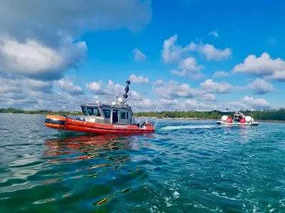 2004 SAFE Boats Defender
