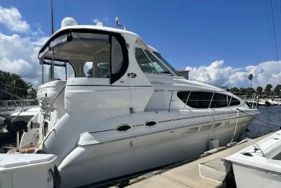 2004 Sea Ray 390 Motor Yacht