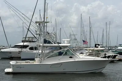 2005 Albemarle 320 Express Fisherman